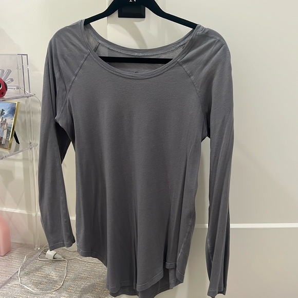 Gray Lululemon long sleeve - Picture 1 of 3